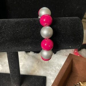 B33 Pink and Silver Beaded Bracelet